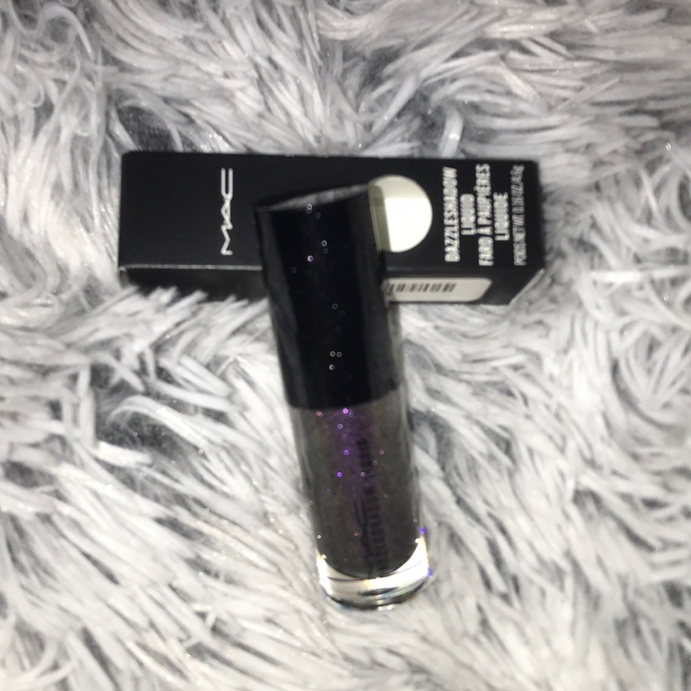 Mac cosmetics dazzleshadow liquid - panthertizied